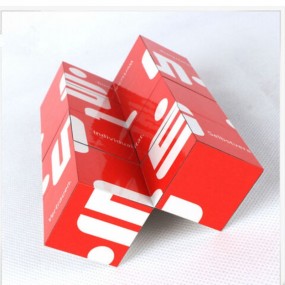 Cubo Puzzle con Logo Aziendale Stampato | Gadget Promoz...